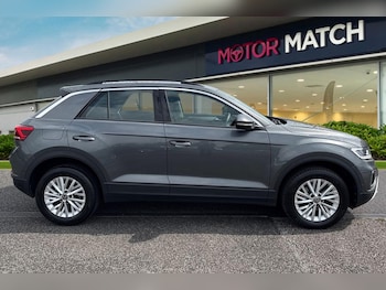 Used Volkswagen T-Roc 2023 for sale - 78904672: Photo