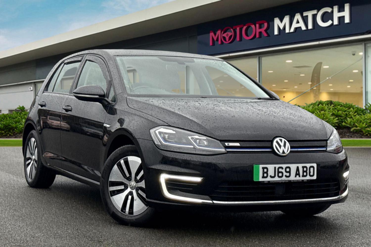 Used Volkswagen Golf 2019 for sale - 76774573: Photo 1
