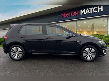 Used Volkswagen Golf 2019 for sale - 76774573: Photo