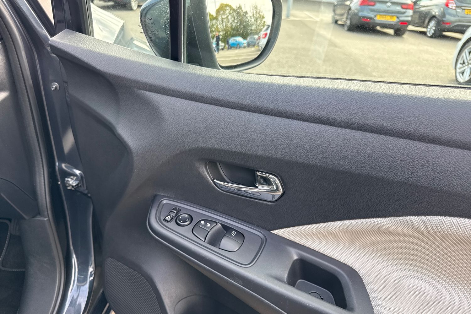 Used Nissan Micra 2017 for sale - 76102150: Photo 21