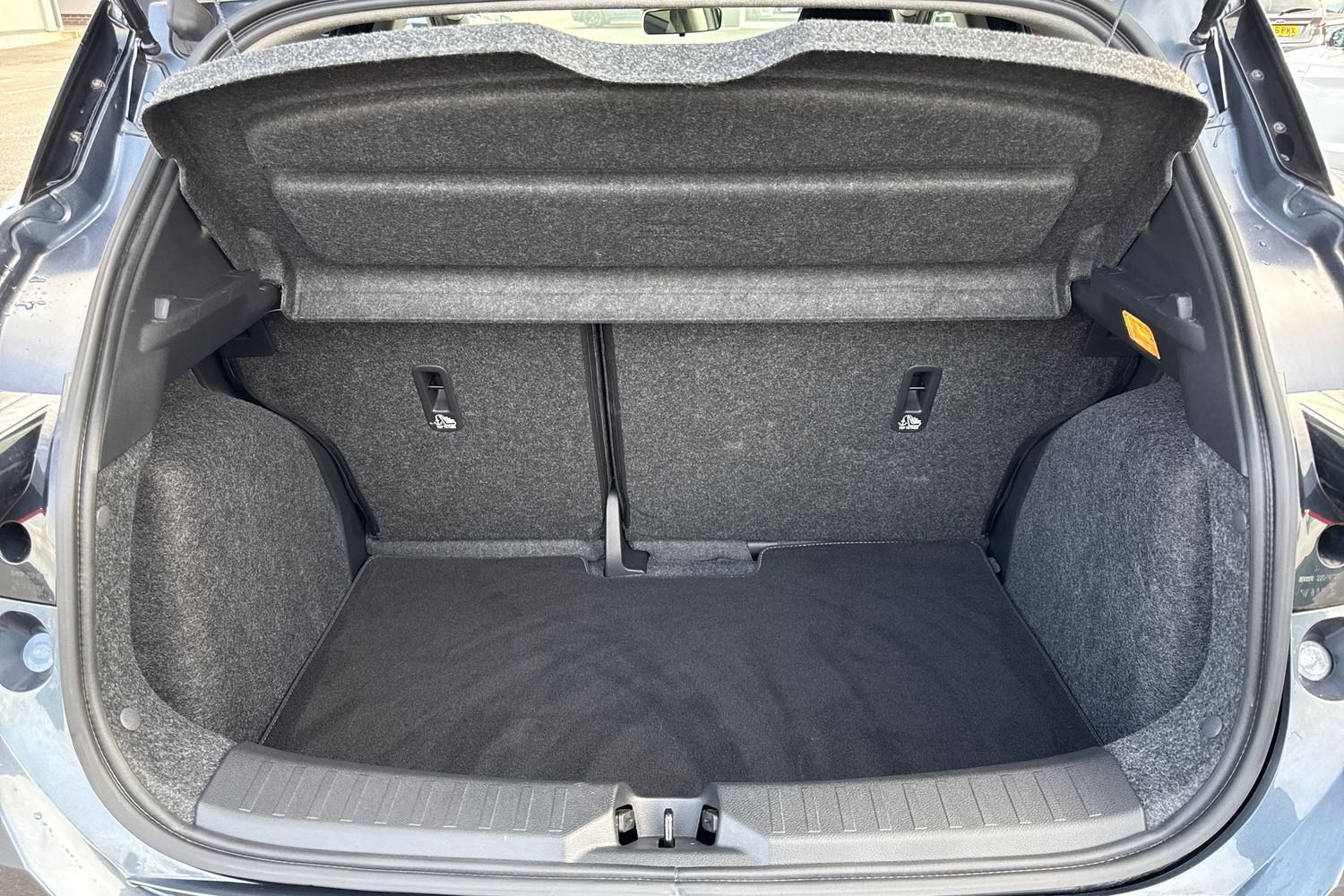 Used Nissan Micra 2017 for sale - 76102150: Photo 7