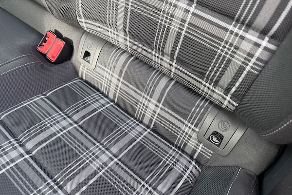 Used Volkswagen Golf 2019 for sale - 76253388: Photo 33