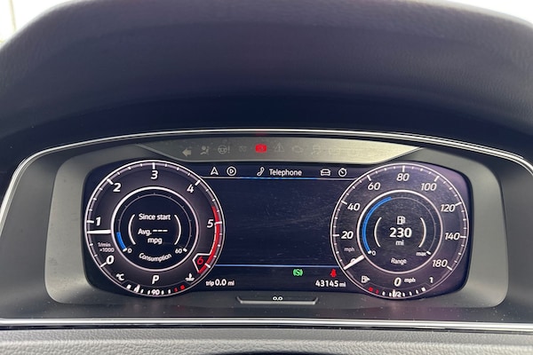 Used Volkswagen Golf 2019 for sale - 76253388: Photo 43