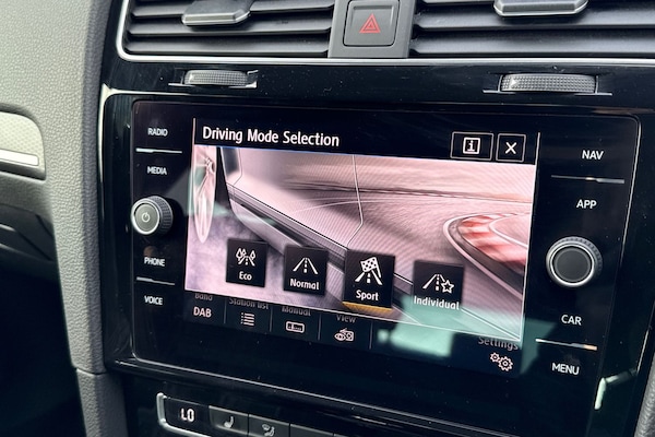 Used Volkswagen Golf 2019 for sale - 76253388: Photo 52