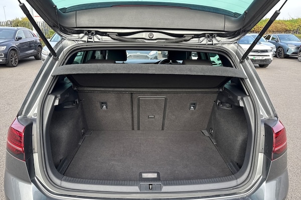 Used Volkswagen Golf 2019 for sale - 76253388: Photo 7