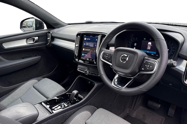 Used Volvo XC40 2023 for sale - 76320433: Photo 14