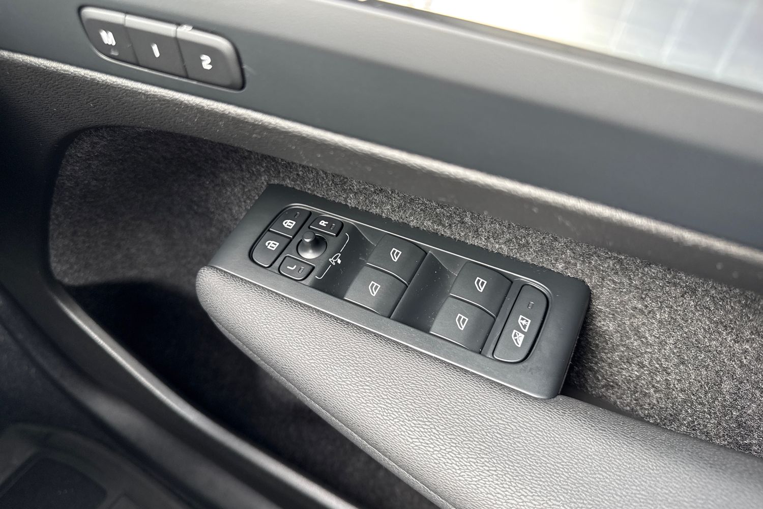 Used Volvo XC40 2023 for sale - 76320433: Photo 44