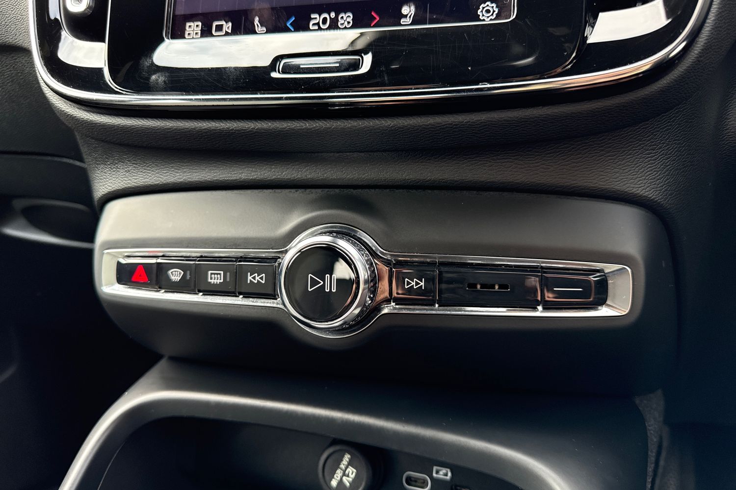 Used Volvo XC40 2023 for sale - 76320433: Photo 57