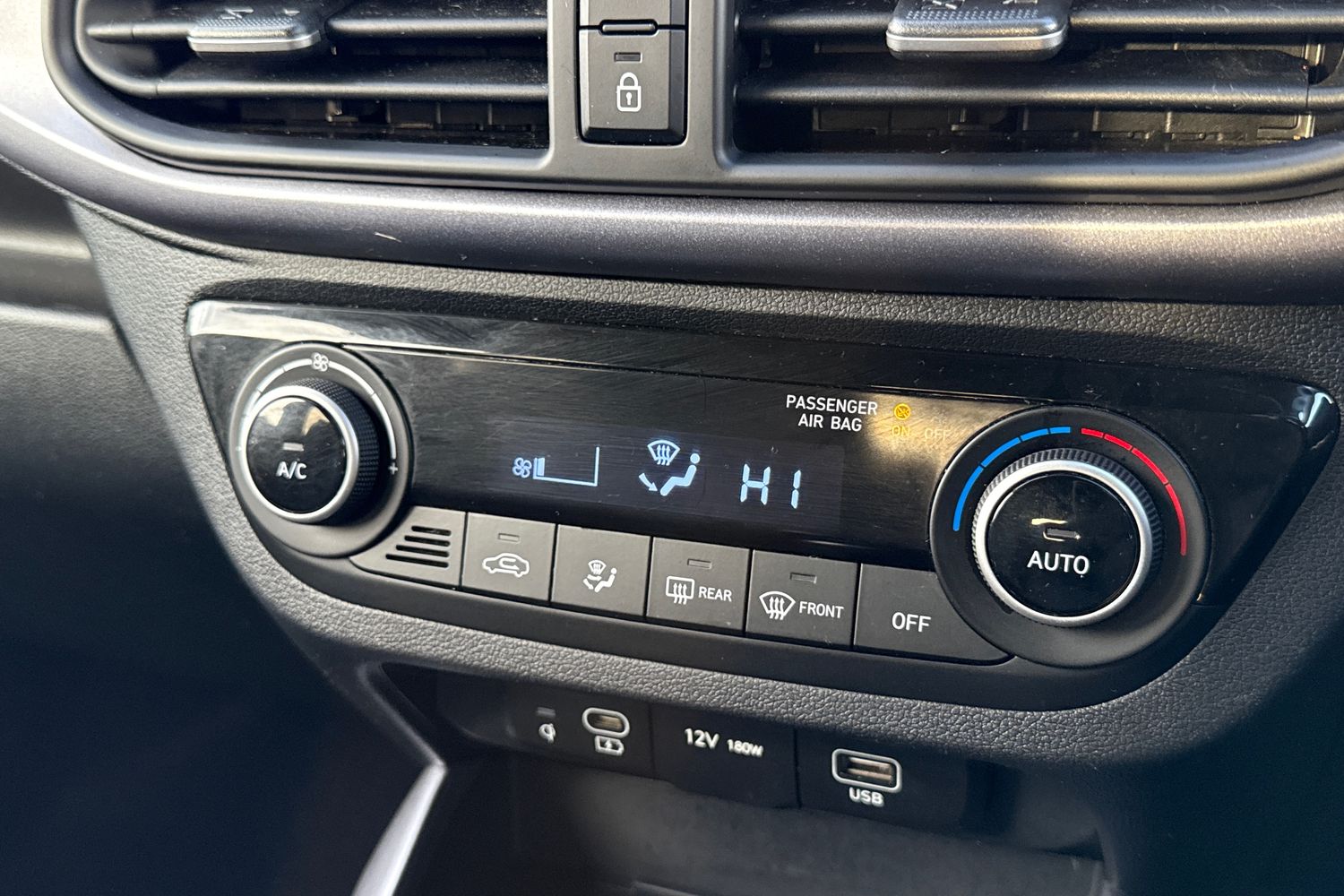 Used Hyundai i10 2024 for sale - 76909388: Photo 22