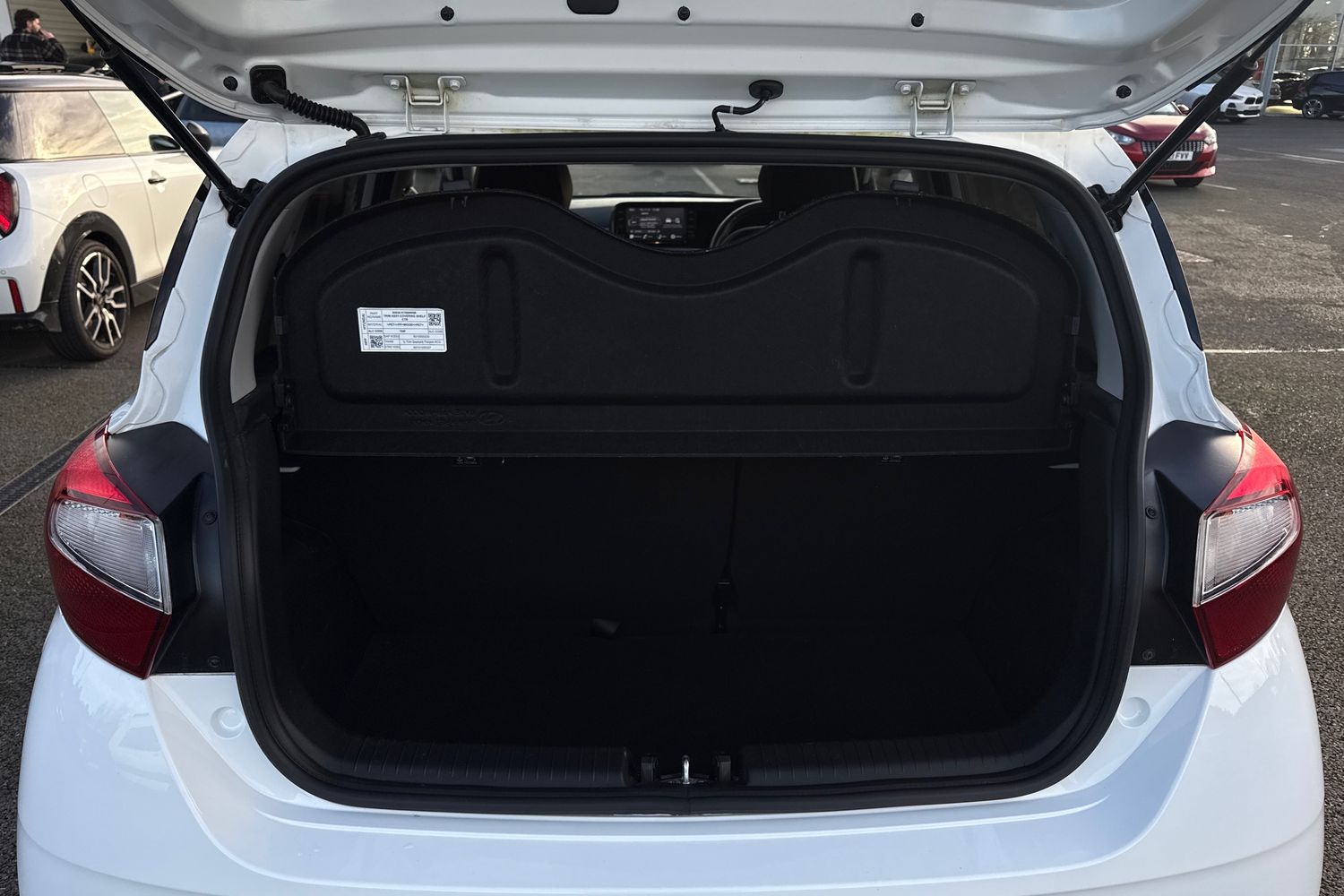 Used Hyundai i10 2024 for sale - 76909388: Photo 7