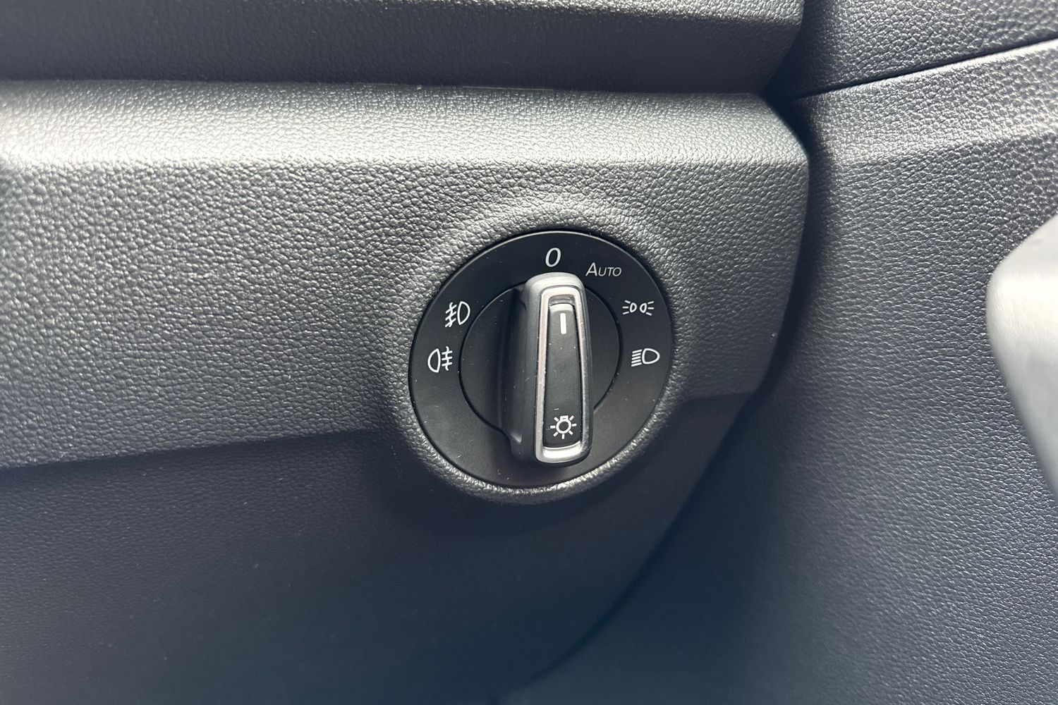 Used Volkswagen T-Roc 2019 for sale - 78078984: Photo 43