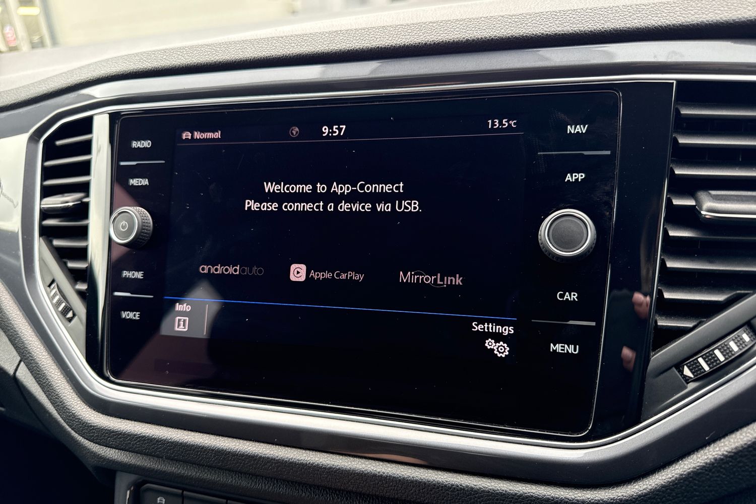 Used Volkswagen T-Roc 2019 for sale - 78078984: Photo 51