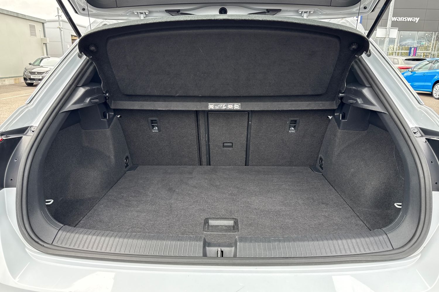 Used Volkswagen T-Roc 2019 for sale - 78078984: Photo 7