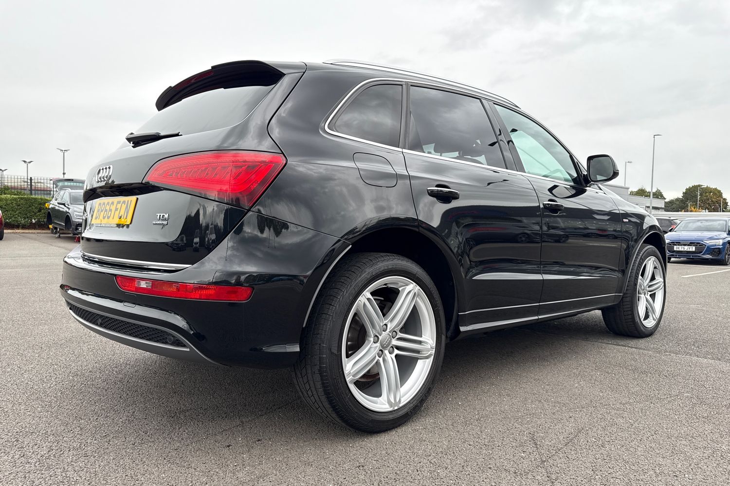 Used Audi Q5 2016 for sale - 76115235: Photo 35