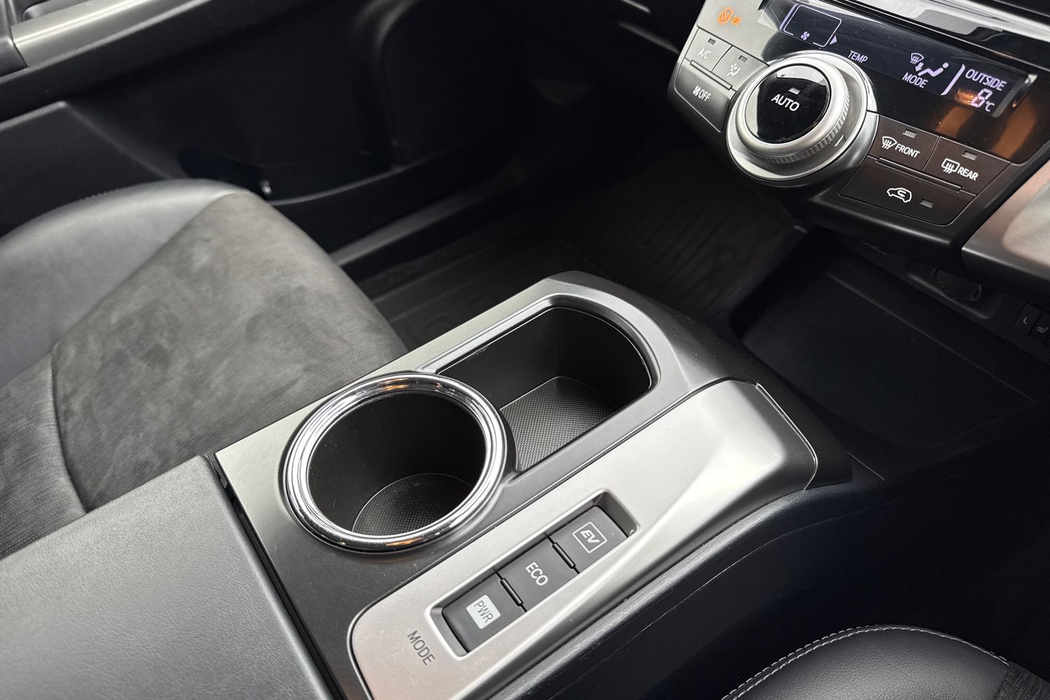 Used Toyota Prius+ 2018 for sale - 77415365: Photo 23