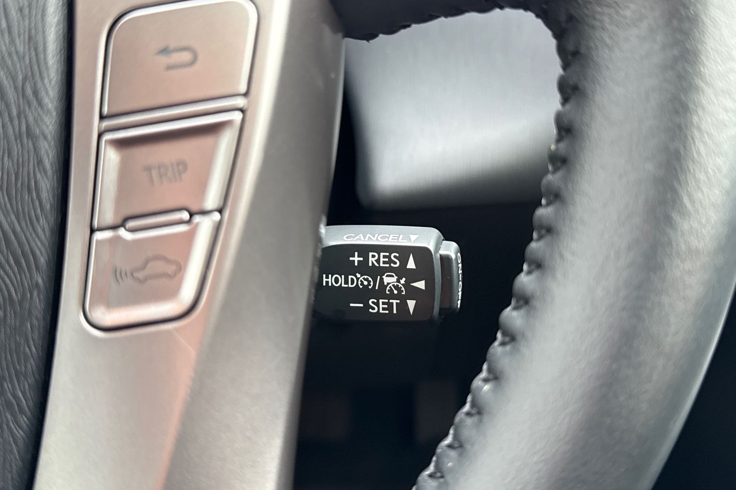 Used Toyota Prius+ 2018 for sale - 77415365: Photo 42