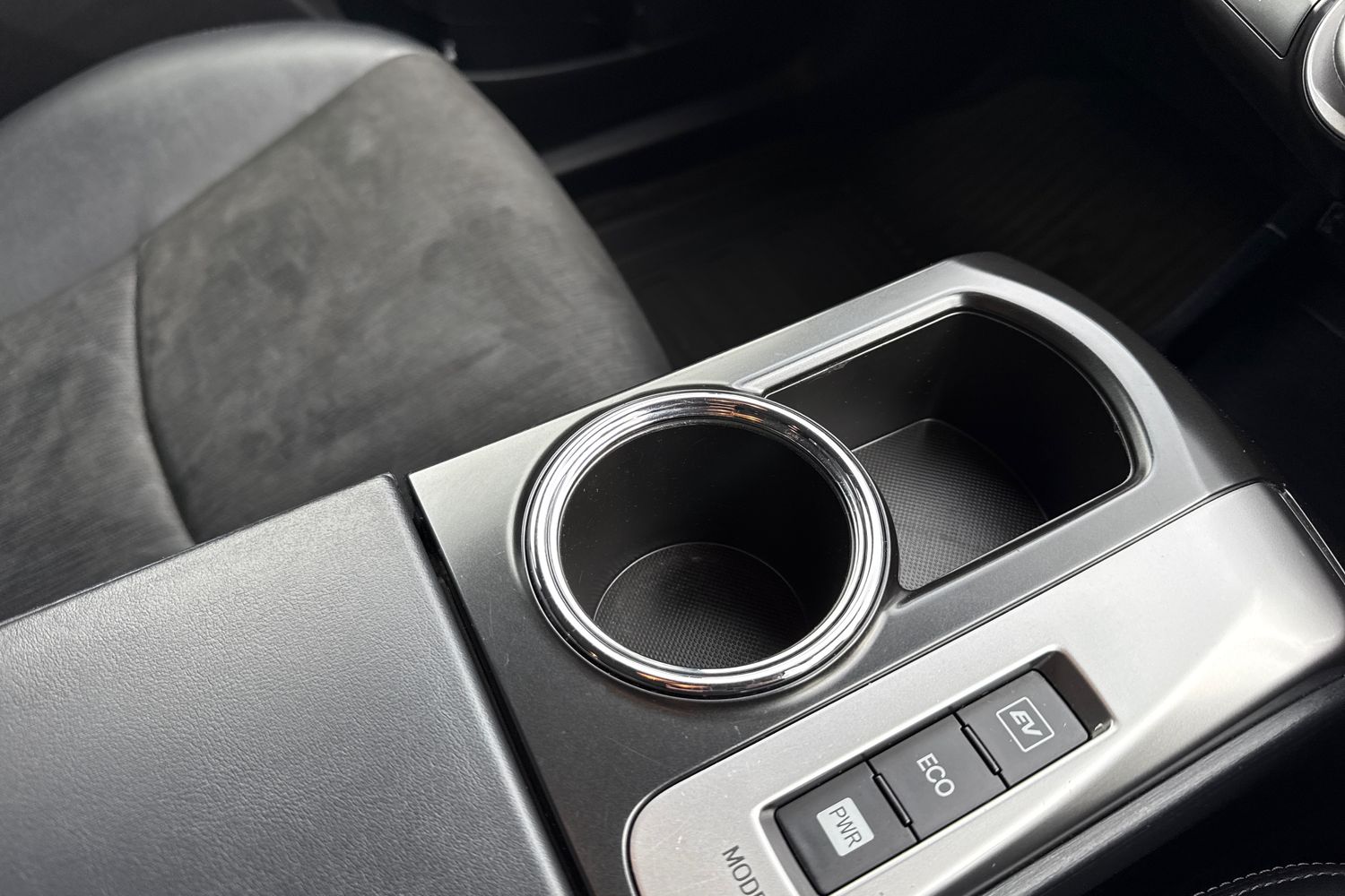 Used Toyota Prius+ 2018 for sale - 77415365: Photo 59