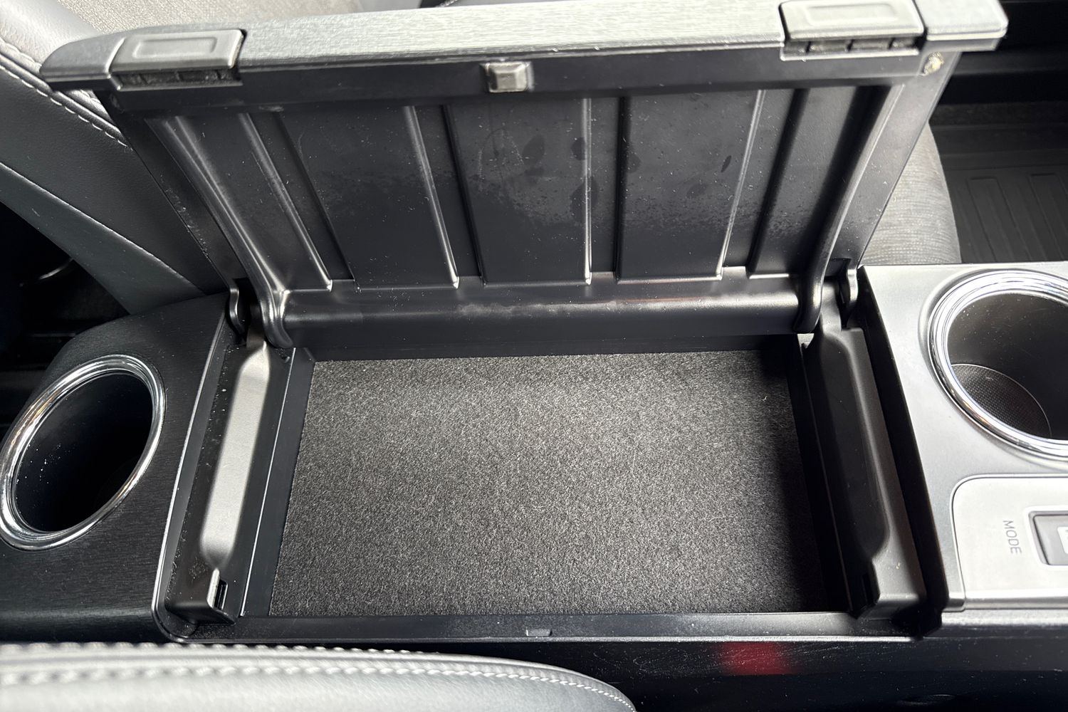 Used Toyota Prius+ 2018 for sale - 77415365: Photo 61