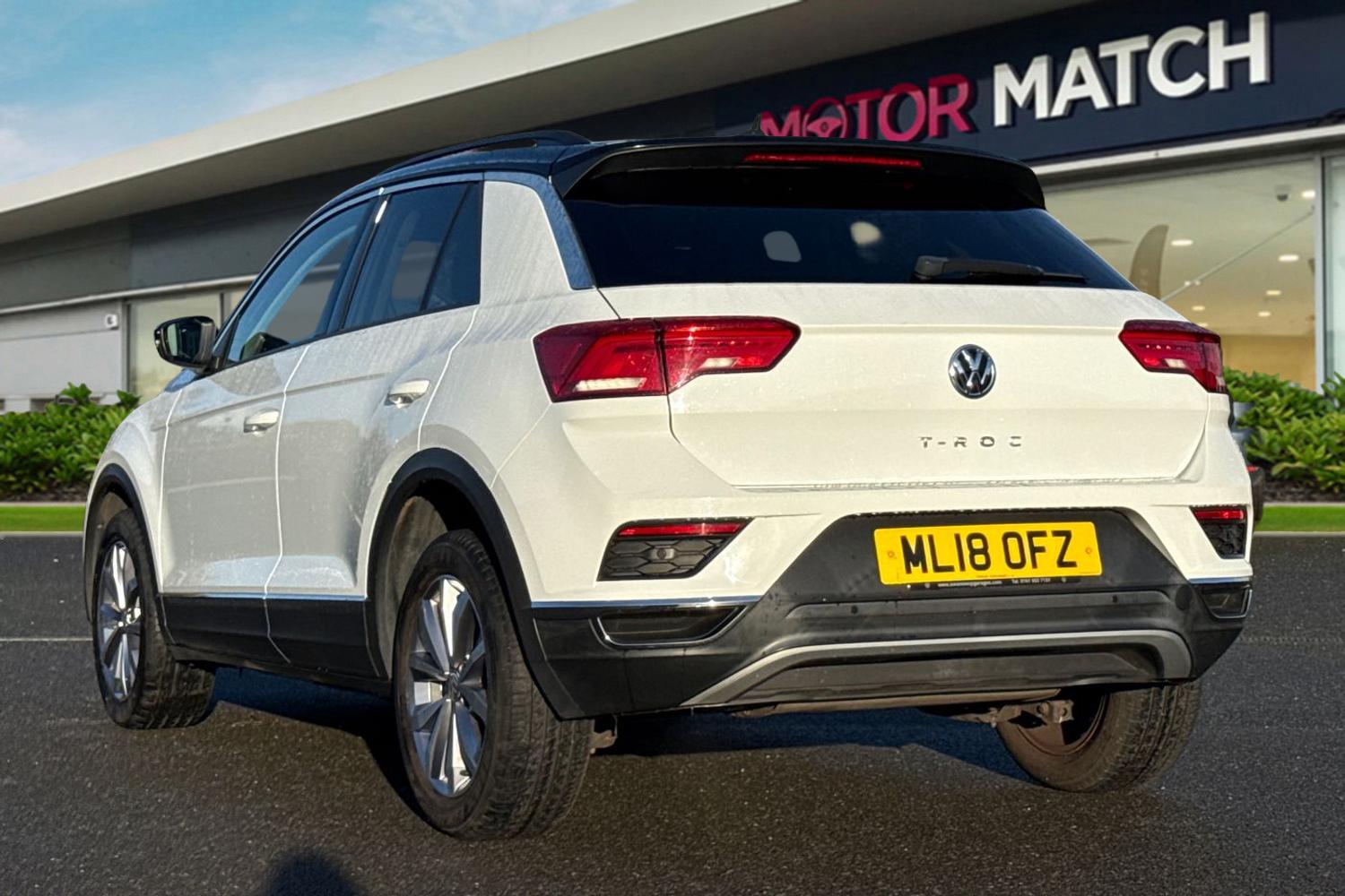 Used Volkswagen T-Roc 2018 for sale - 76968032: Photo 2