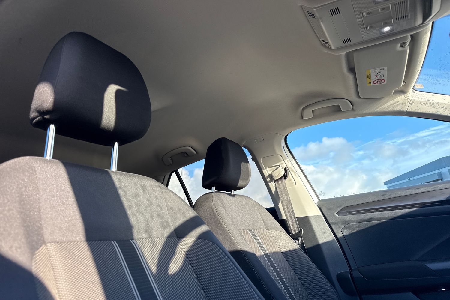 Used Volkswagen T-Roc 2018 for sale - 76968032: Photo 21