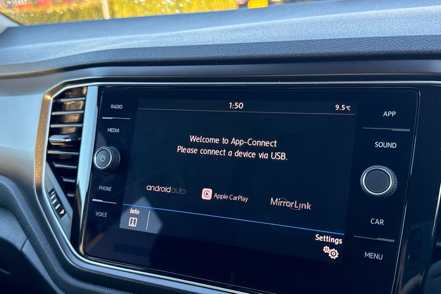 Used Volkswagen T-Roc 2018 for sale - 76968032: Photo 49