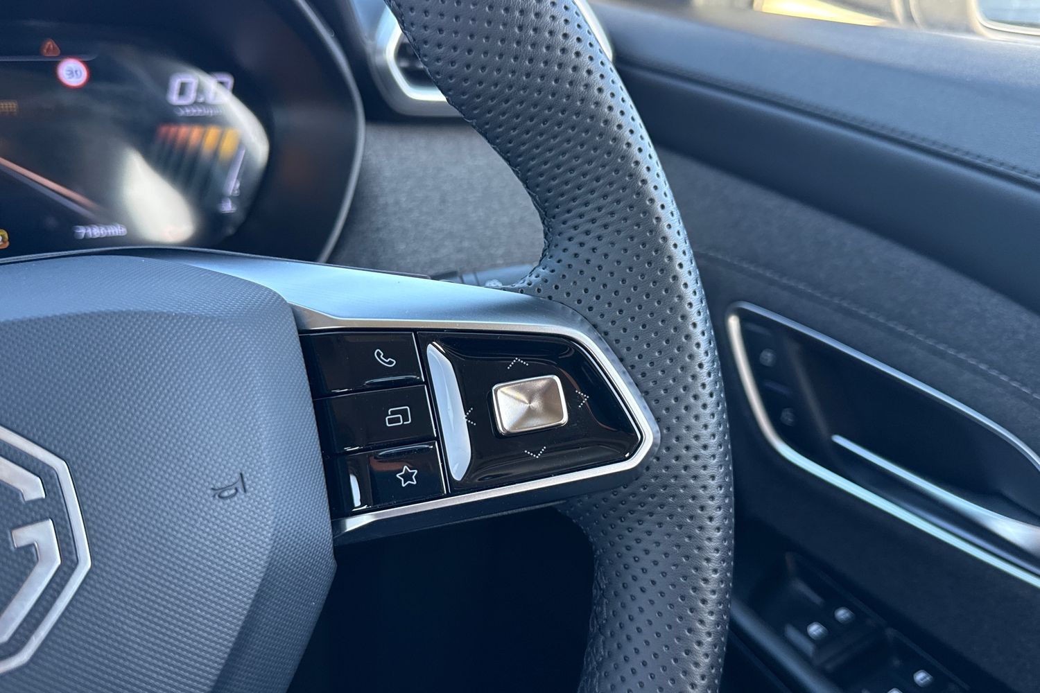 Used MG MG ZS 2024 for sale - 77929080: Photo 38