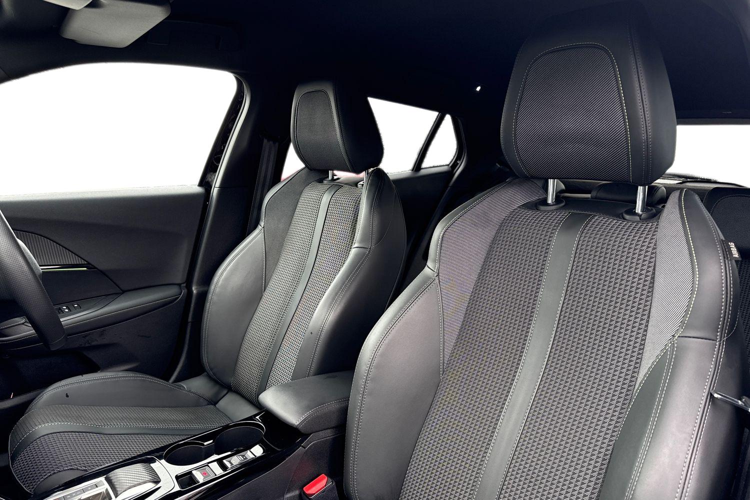 Used Peugeot 2008 2022 for sale - 77620580: Photo 15