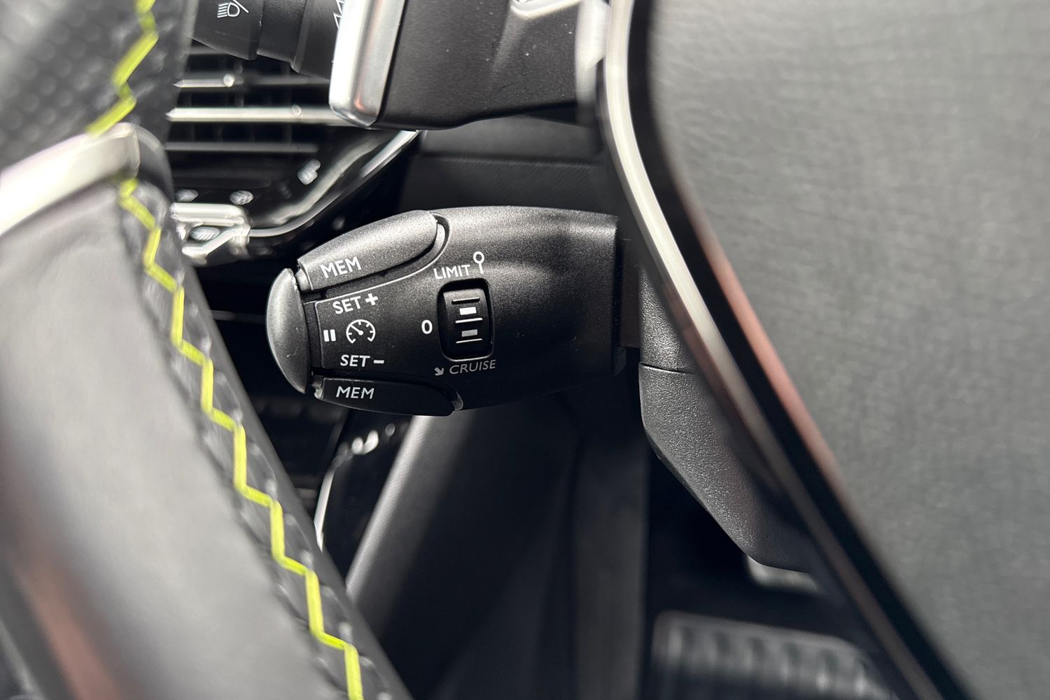 Used Peugeot 2008 2022 for sale - 77620580: Photo 40