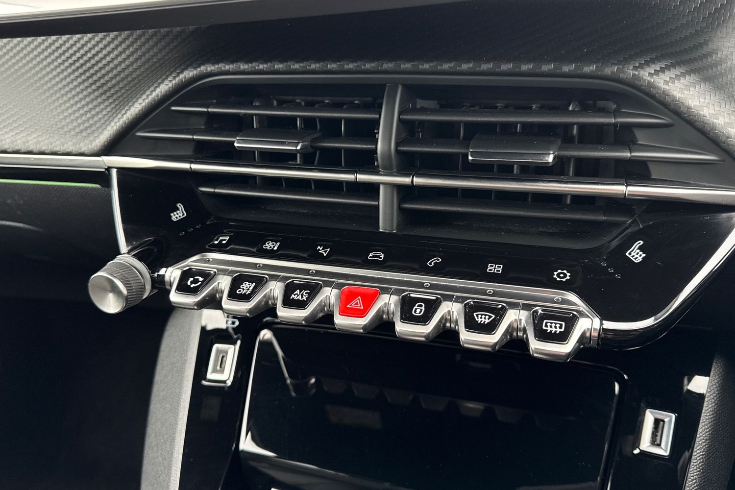 Used Peugeot 2008 2022 for sale - 77620580: Photo 54