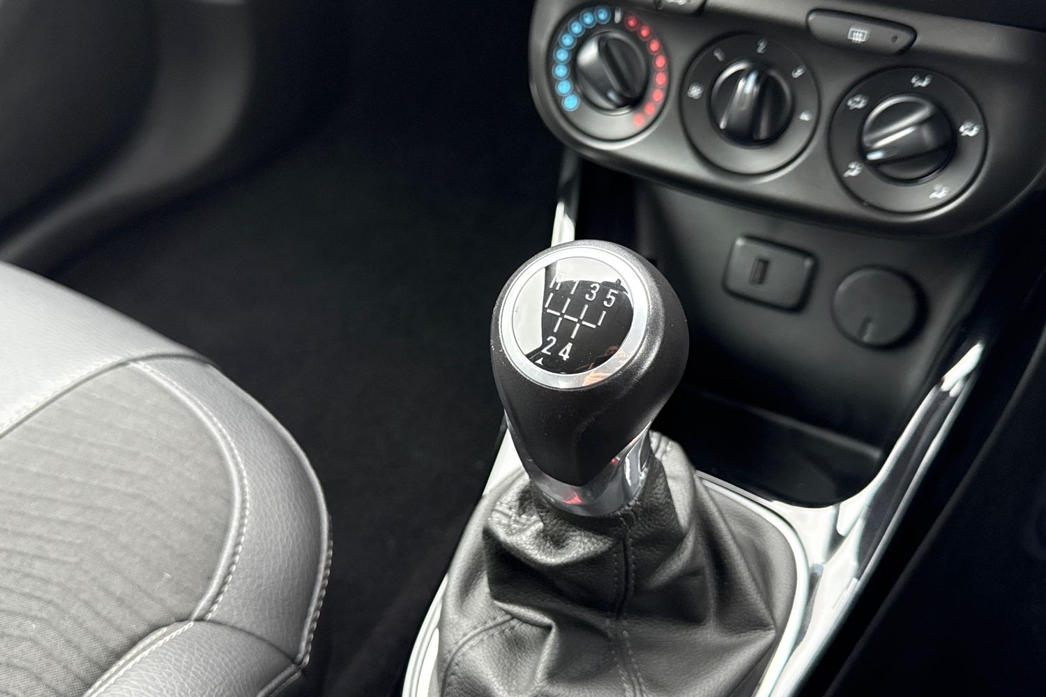 Used Vauxhall ADAM 2019 for sale - 77812513: Photo 49