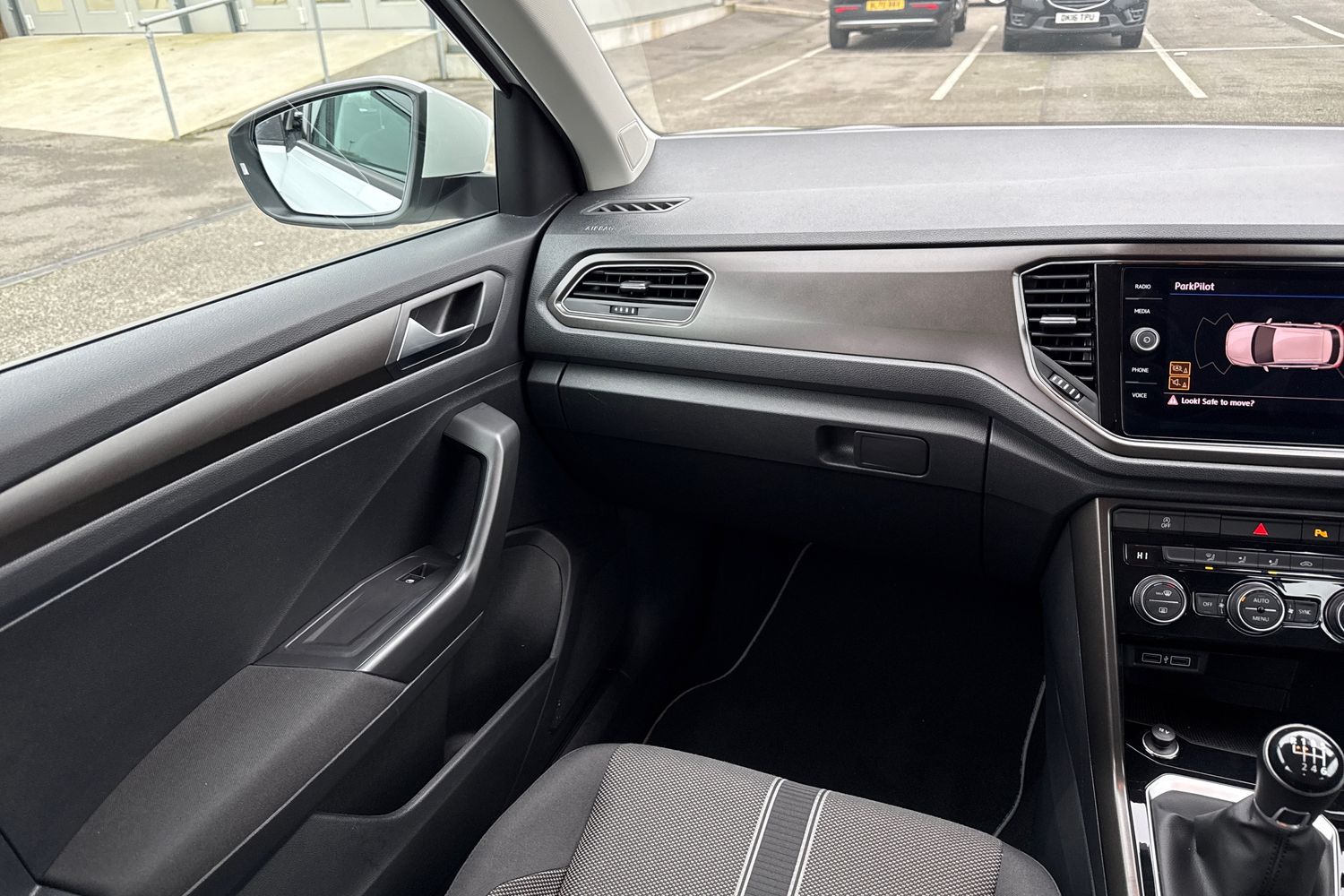 Used Volkswagen T-Roc 2019 for sale - 77037309: Photo 20