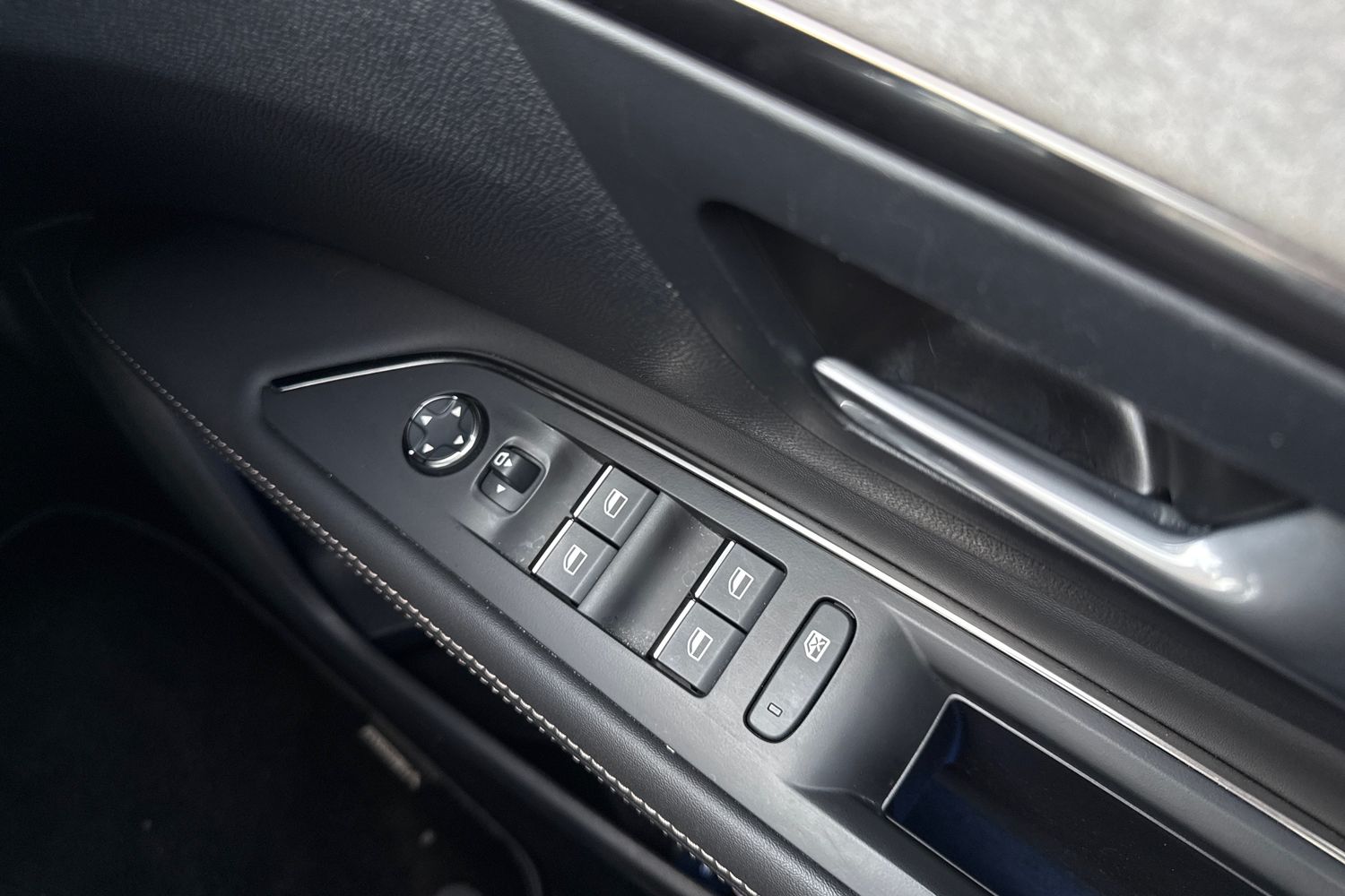 Used Peugeot 3008 2021 for sale - 76916363: Photo 43