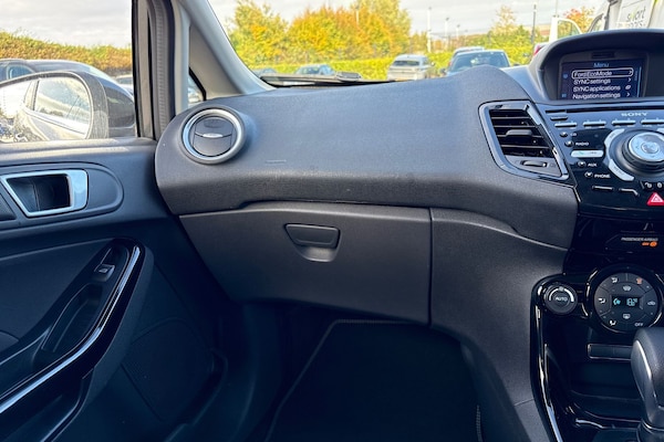 Used Ford Fiesta 2016 for sale - 76186073: Photo 20