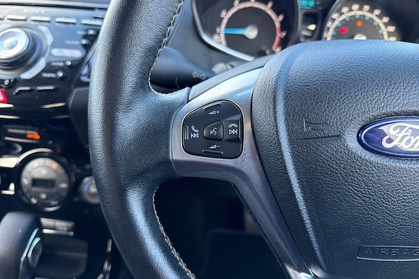 Used Ford Fiesta 2016 for sale - 76186073: Photo 39