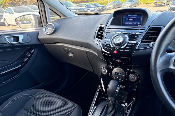 Used Ford Fiesta 2016 for sale - 76186073: Photo 45