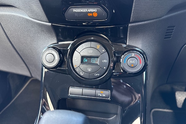 Used Ford Fiesta 2016 for sale - 76186073: Photo 55