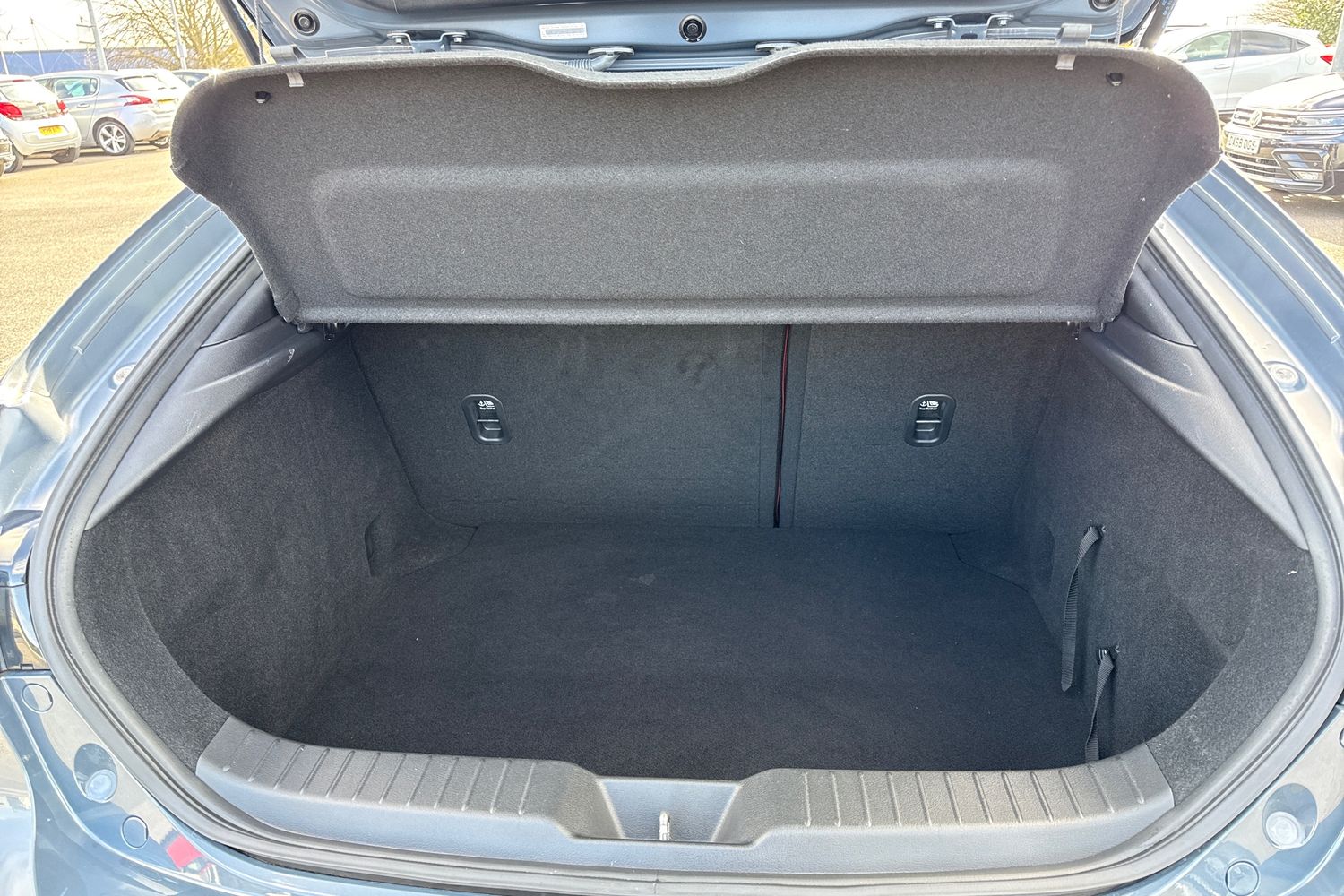 Used Mazda Mazda3 2019 for sale - 78052768: Photo 7