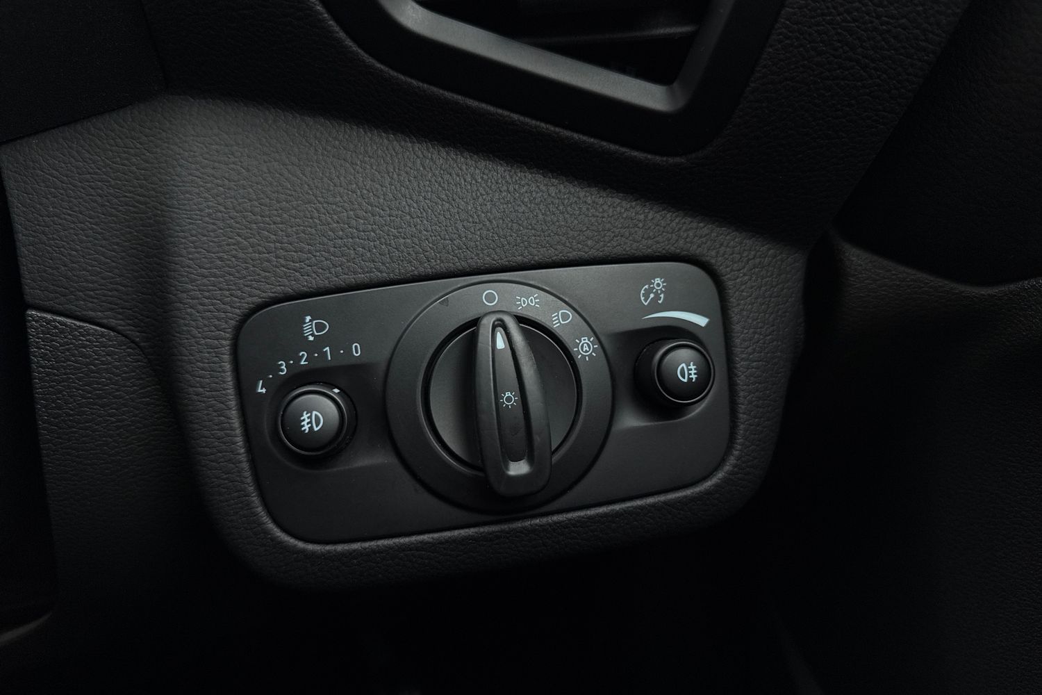 Used Ford Kuga 2019 for sale - 77123755: Photo 42