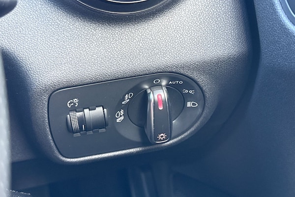 Used Audi A1 2018 for sale - 76320398: Photo 43