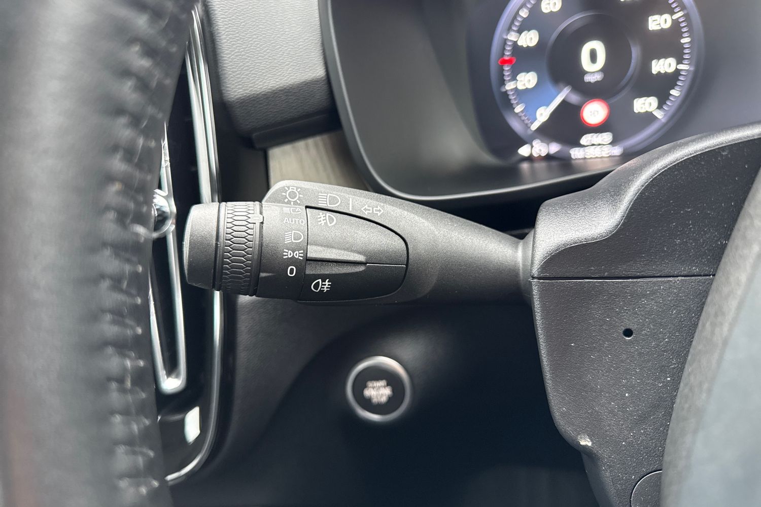 Used Volvo XC40 2020 for sale - 77080069: Photo 42