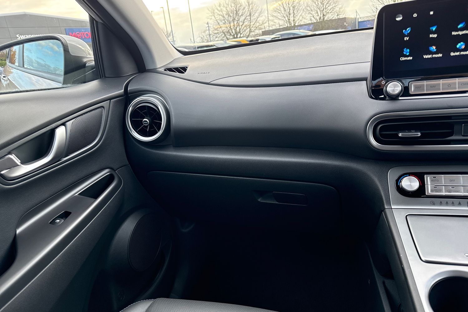 Used Hyundai KONA 2023 for sale - 76515957: Photo 14