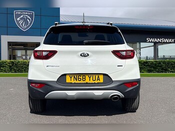 Used Kia Stonic 2018 for sale - 78273342: Photo