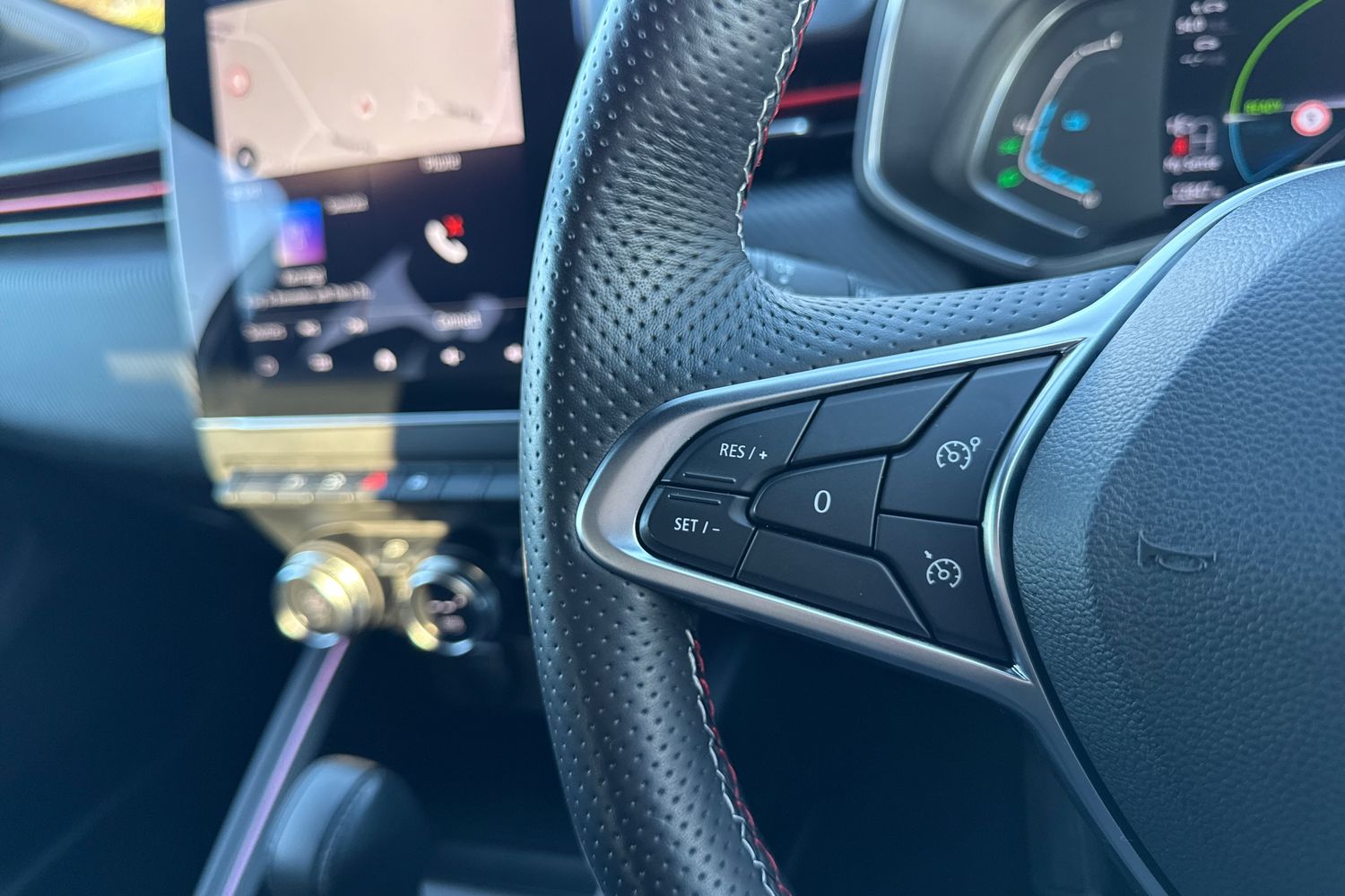 Used Renault Clio 2021 for sale - 77483295: Photo 36