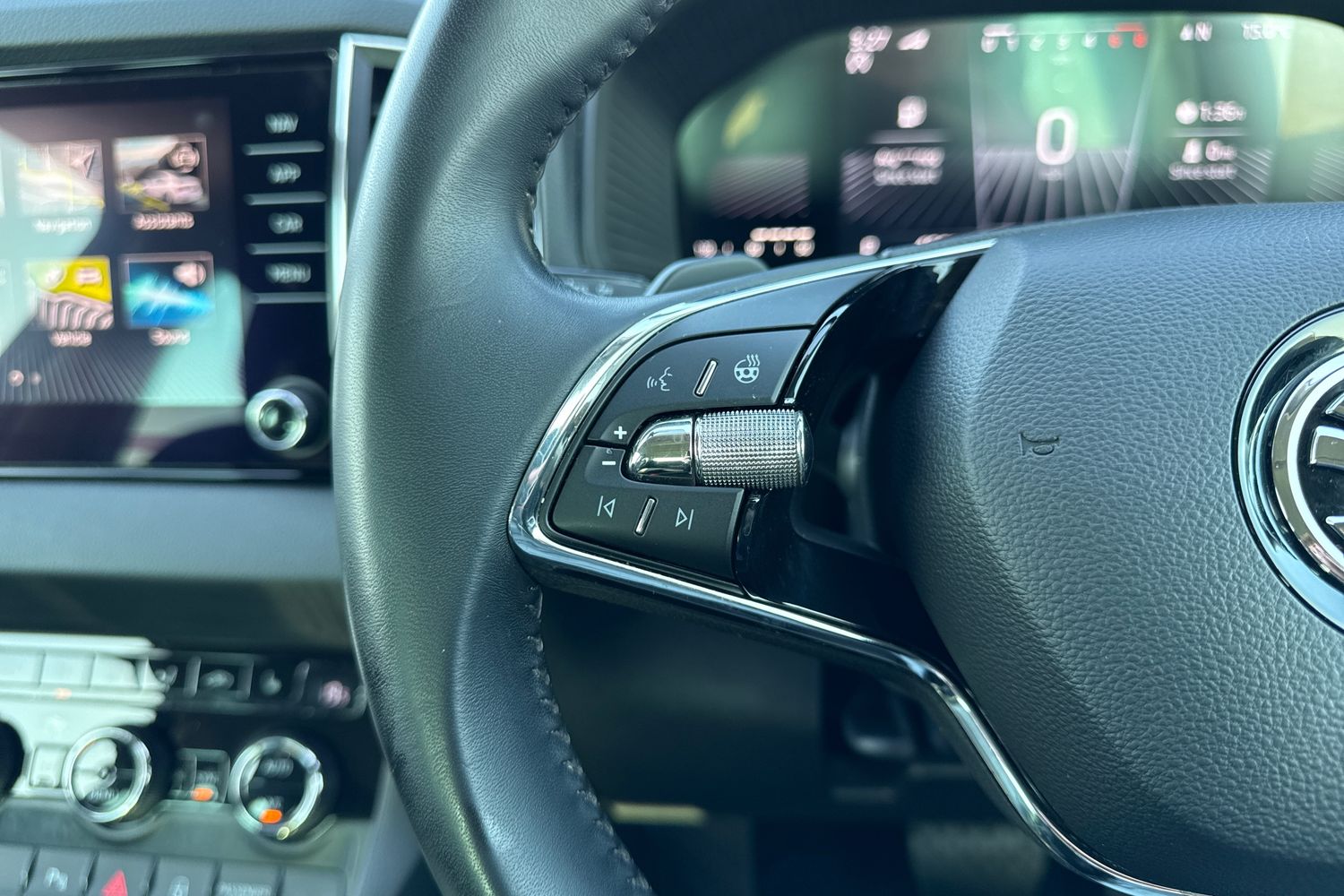 Used Skoda Karoq 2023 for sale - 77758381: Photo 39