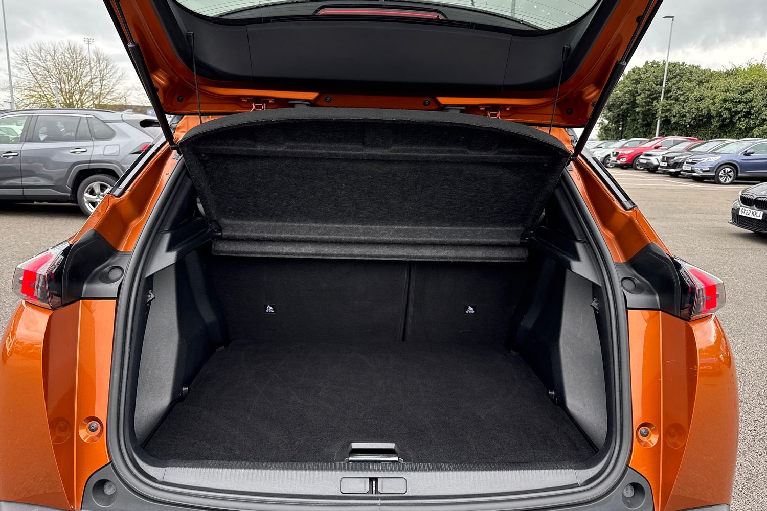 Used Peugeot 2008 2020 for sale - 78189660: Photo 7