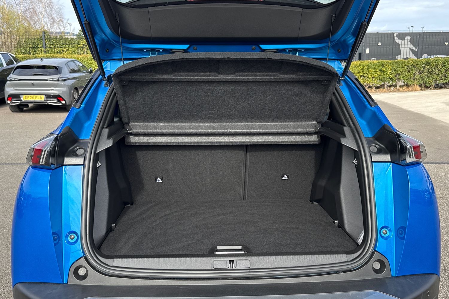 Used Peugeot 2008 2023 for sale - 78038212: Photo 10