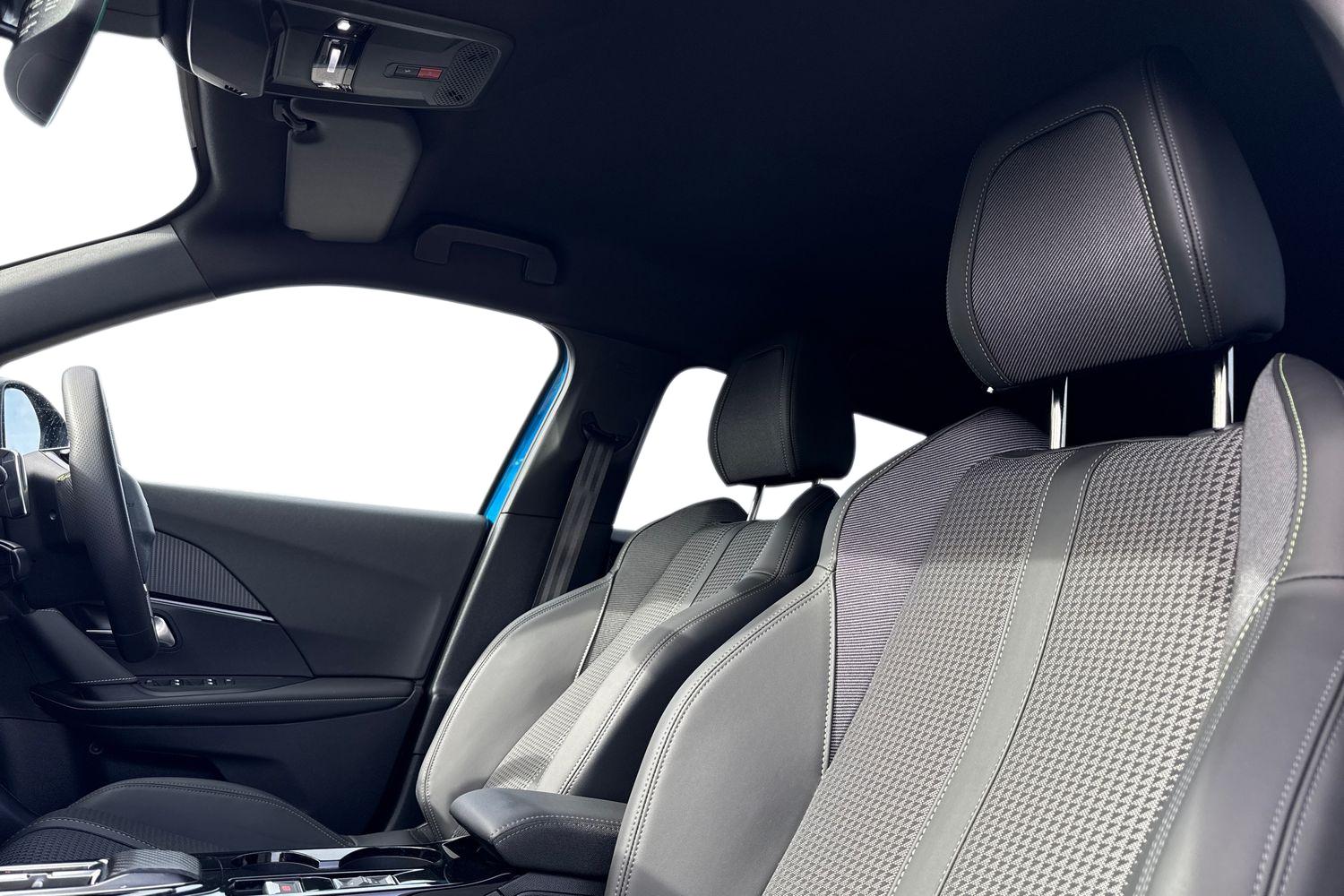 Used Peugeot 2008 2023 for sale - 78038212: Photo 11