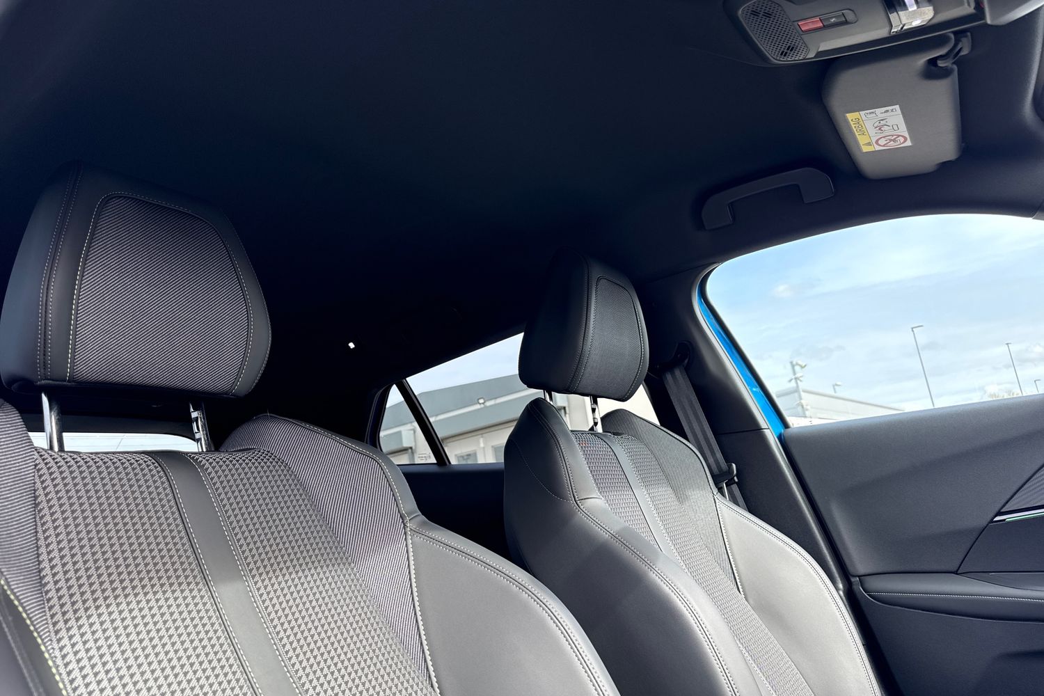 Used Peugeot 2008 2023 for sale - 78038212: Photo 21