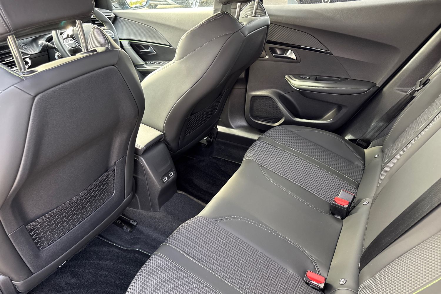 Used Peugeot 2008 2023 for sale - 78038212: Photo 33