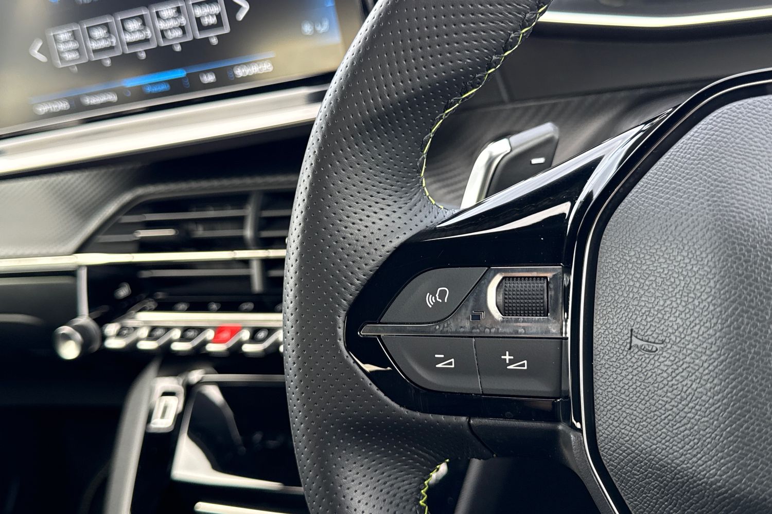 Used Peugeot 2008 2023 for sale - 78038212: Photo 40